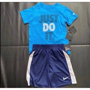 NWT Nike Athletic Set Boys Size 5